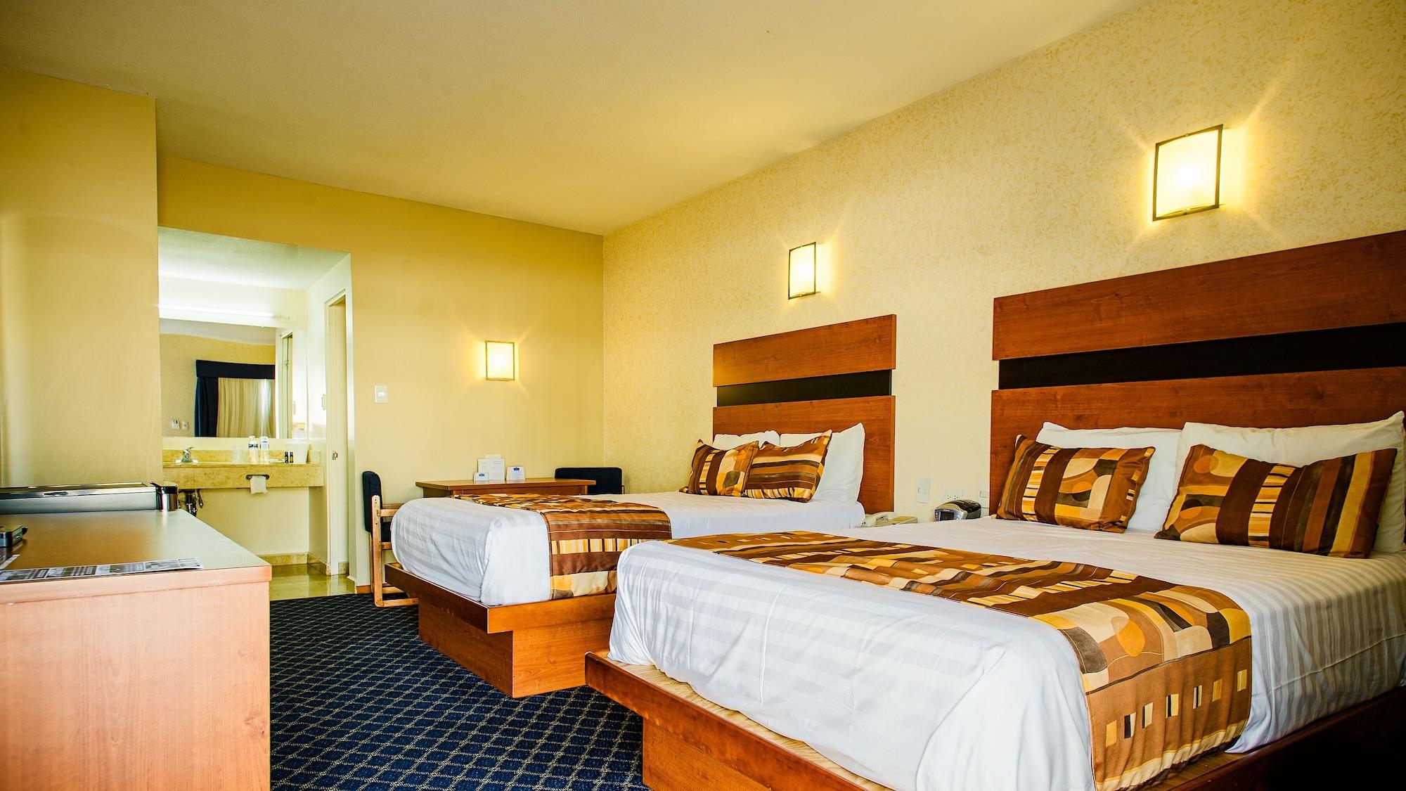 American Inn Hotel & Suites Parral Екстериор снимка