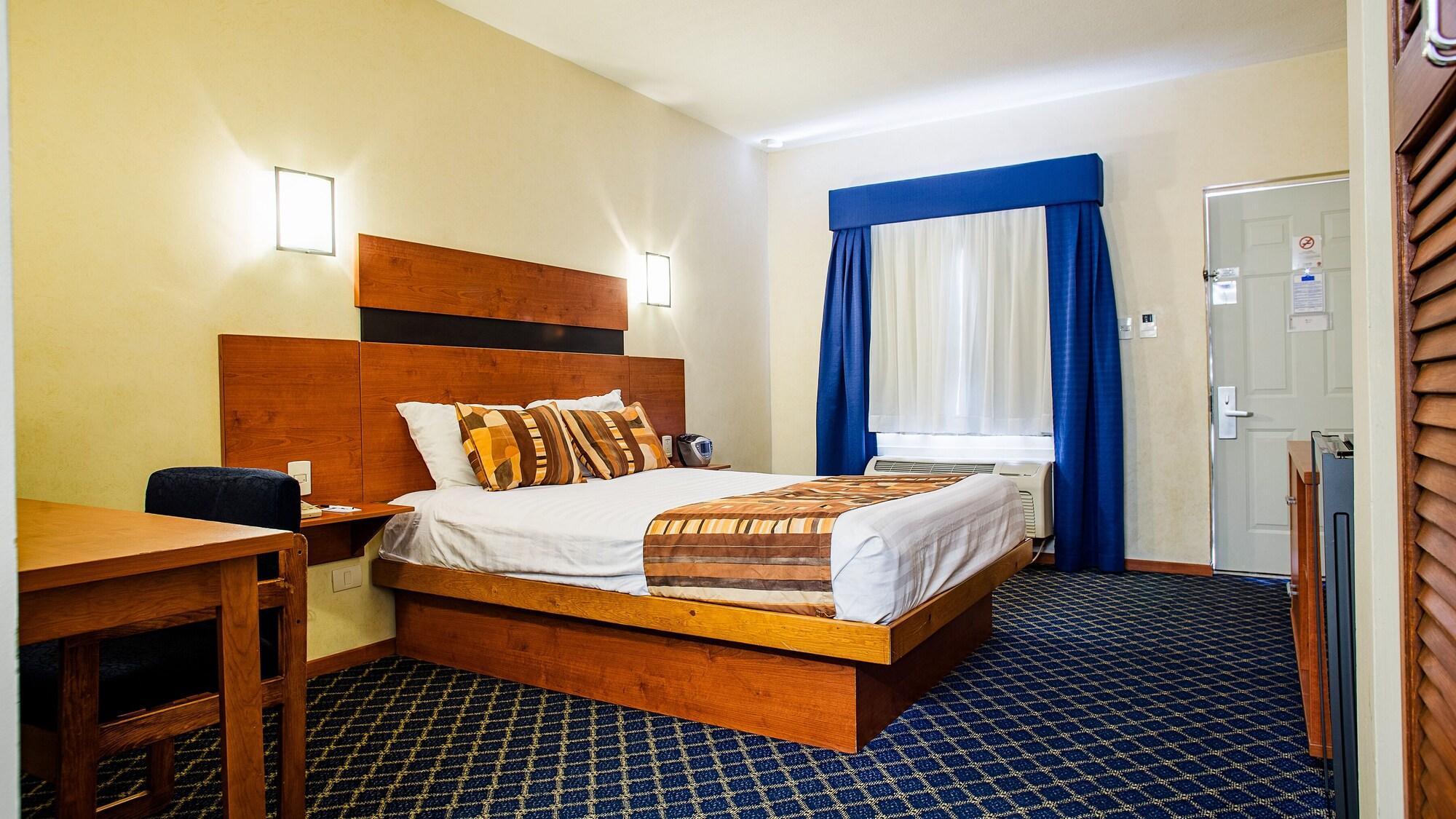 American Inn Hotel & Suites Parral Екстериор снимка