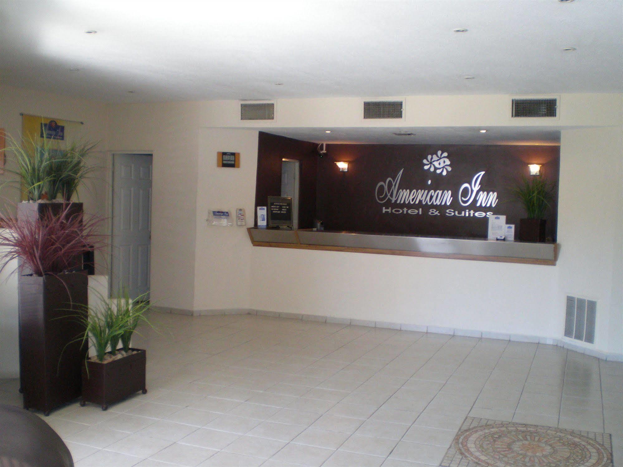 American Inn Hotel & Suites Parral Екстериор снимка